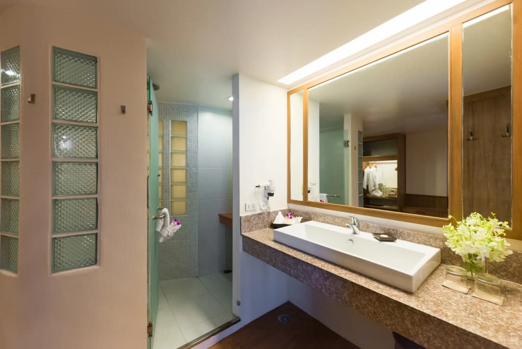 Katathani Phuket Beach Resort - photo 13