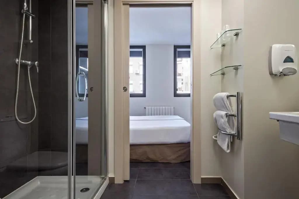 Aparthotel BCN Montjuic - photo 12