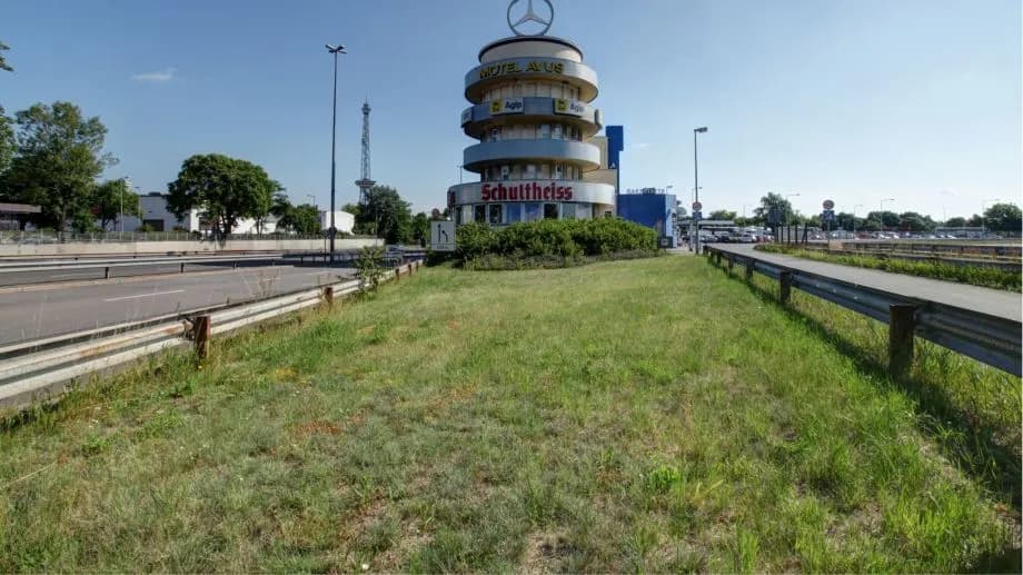 AVUS an der Messe - photo 12