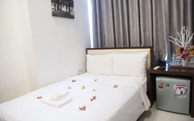 Nu hotel - photo 2