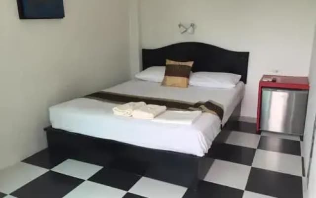 The Memories Holiday Home Beachside & Mini Zoo Samui Lamai - photo 5