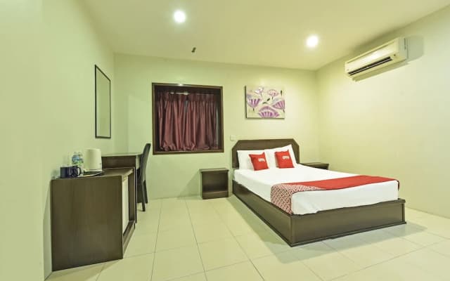 Super OYO Capital O 90545 Ho Hotel - photo 3
