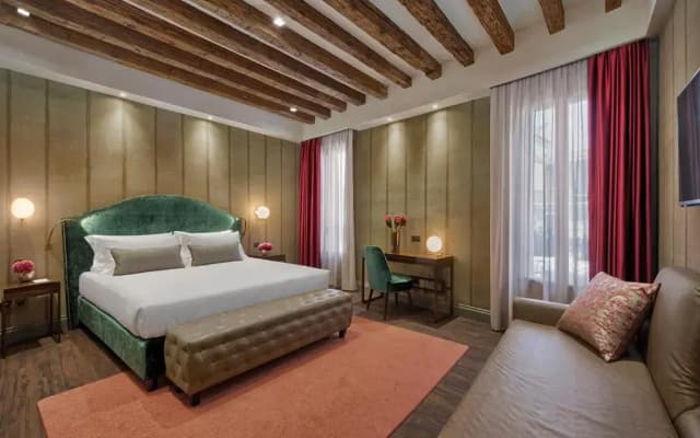 Suite735 - photo 2
