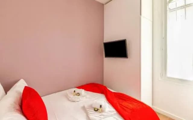 Lavie Maison Eiffel AC Hot Tub - photo 2