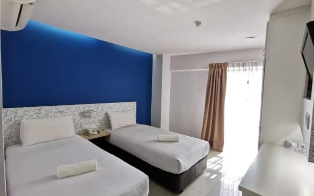 Best View Hotel (Sri Hartamas) - photo 4