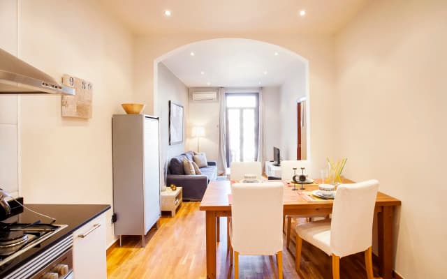 Viladomat Eixample Apartment - photo 2
