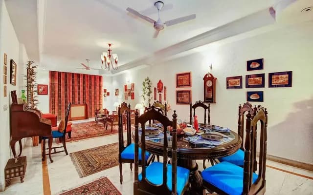 On The House - Bed and Breakfast - photo 3