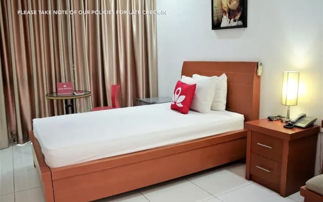 ZEN Rooms Setiabudi 15 - photo 5