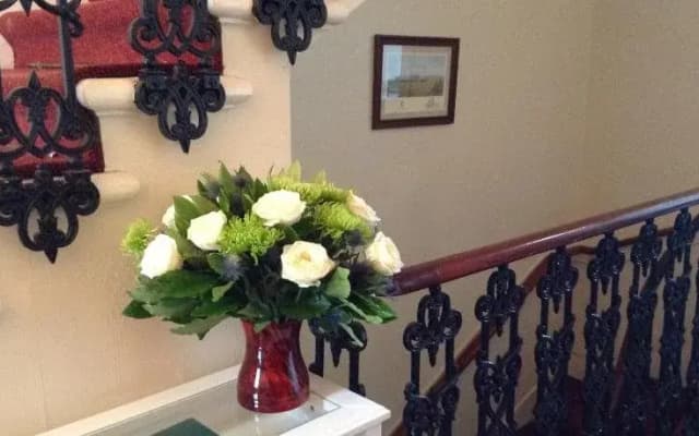 Ailsa Guest House - photo 2