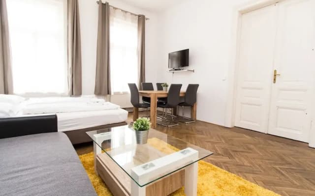 CheckVienna - Liechtensteinstrasse - photo 3