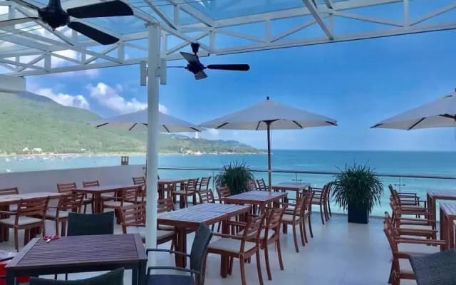 Dan Oasis Hotel and Apartment - photo 4