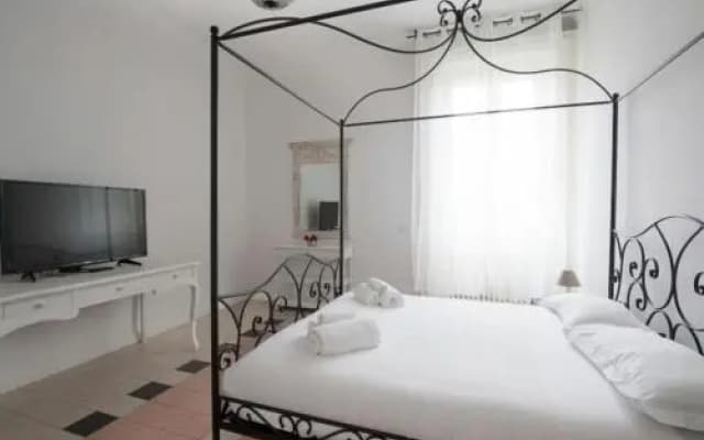 Bacone Halldis Apartments - photo 3