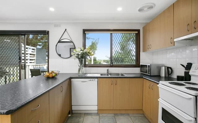 Beach House Bliss in Tootgarook - photo 4