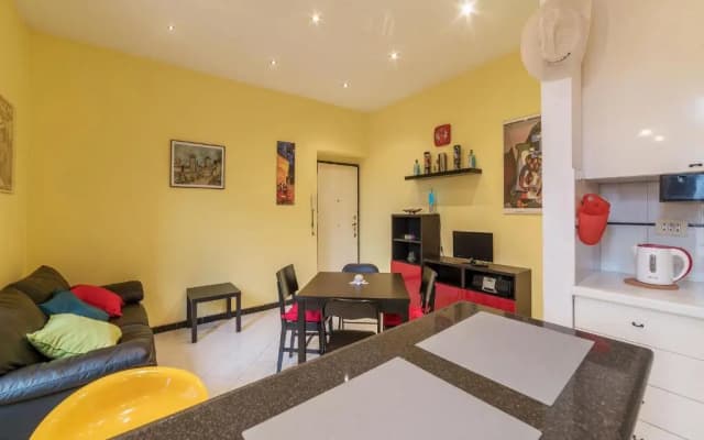 Pigneto Colourful Apartment - photo 3