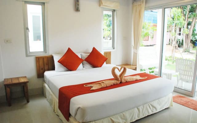 Amity Beach Resort - photo 2