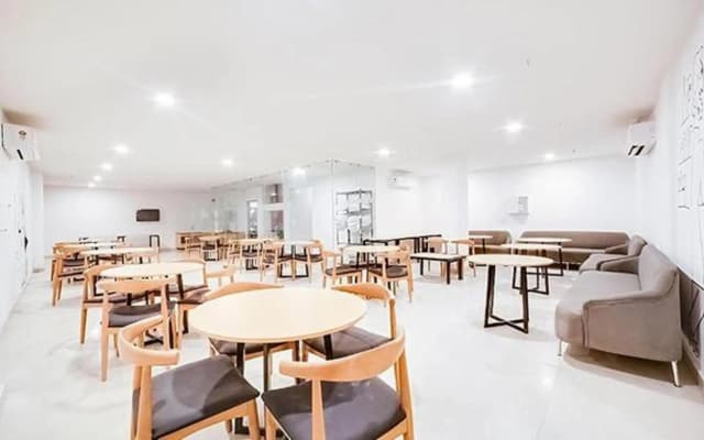 Fabhotel The Chaitanyas - photo 4