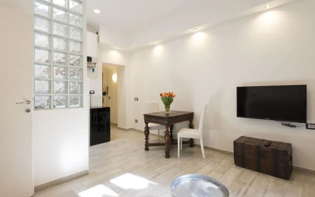Teatro Valle Apartment - photo 2