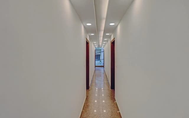 Collection O 81799 Hotel Spot Light - photo 4