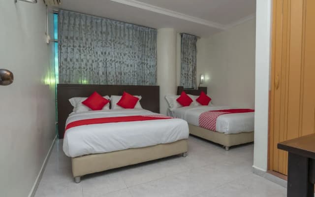 Fully Hotel Desa Tebrau - photo 5