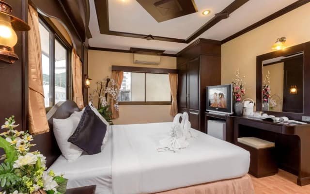 Chang Club Hotel - photo 3