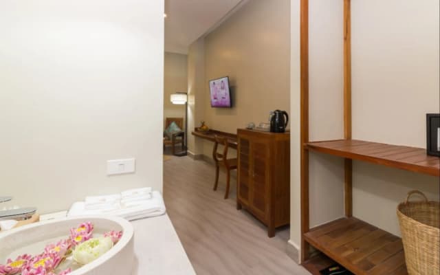 Bayon Modern Residence - photo 4