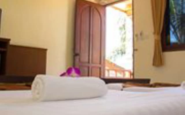 Hathai House Resort - photo 5