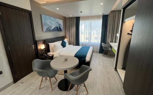 Hotel Citadines Al Ghubrah Muscat - photo 4