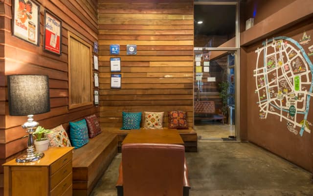 Suneta Hostel Khaosan - photo 2