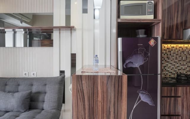 Well Appointed 1Br At The Wave Kuningan Apartment - photo 4