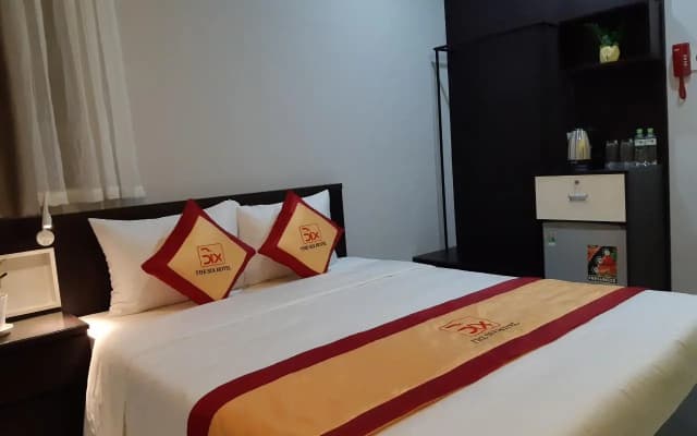 The Six Hotel - photo 5