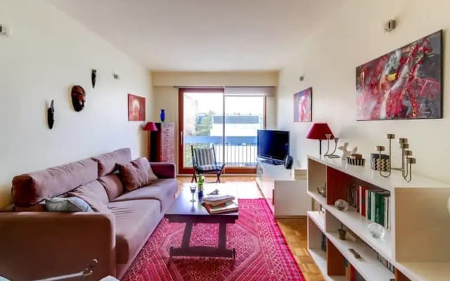 Spacious Apartment Near Exhibition Park - photo 4