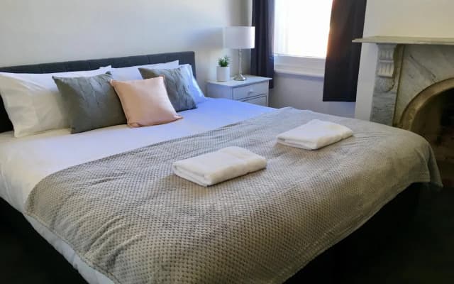The Grand Hotel Healesville - photo 4