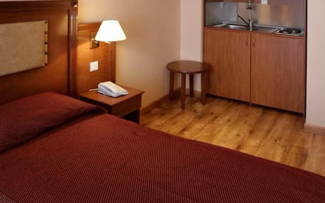 121 Paris Hotel - photo 4