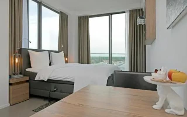 Black Jack Suites Amsterdam - photo 2