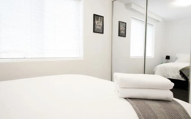 Position Perfect Armadale - photo 4