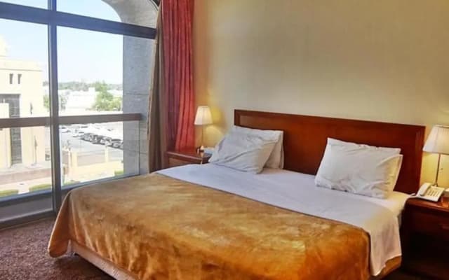 Top Hotel Apartments - photo 4