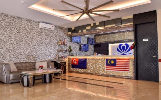 OYO 297 Elmark Hotel - photo 2