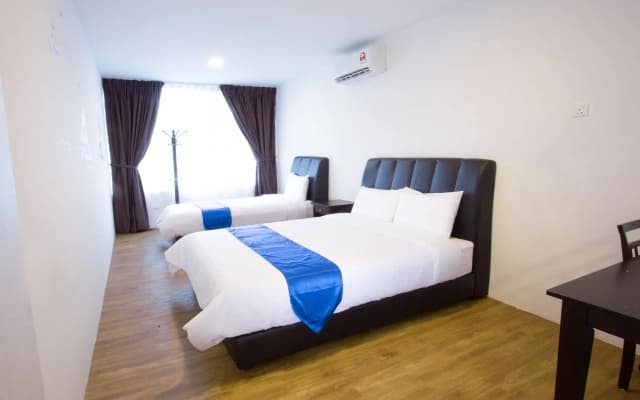 Hard Rock VIP Guest House - photo 3