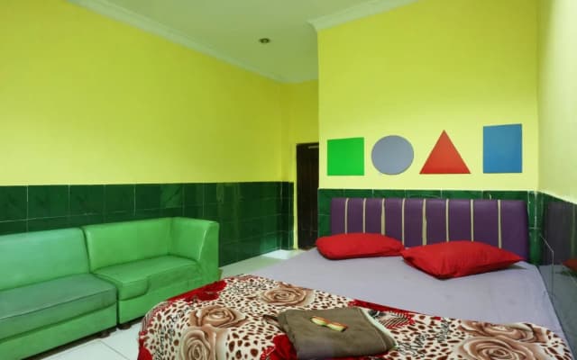 Hotel Ellysta - photo 2
