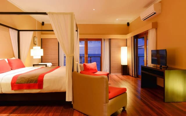 Adaaran Prestige Ocean Villas - photo 2