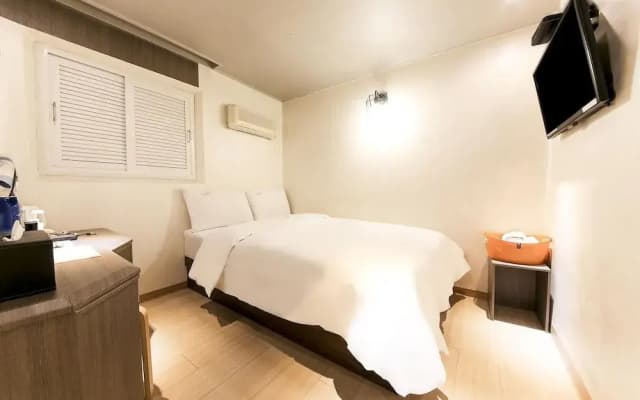 Hotel WO Sookdae - photo 5