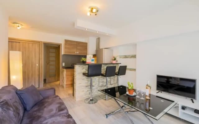 SUEDE 2 AP4208 By Riviera Holiday Homes - photo 2