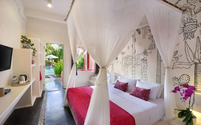 PinkCoco Uluwatu - Constant Surprises & for Cool Adults Only - photo 4