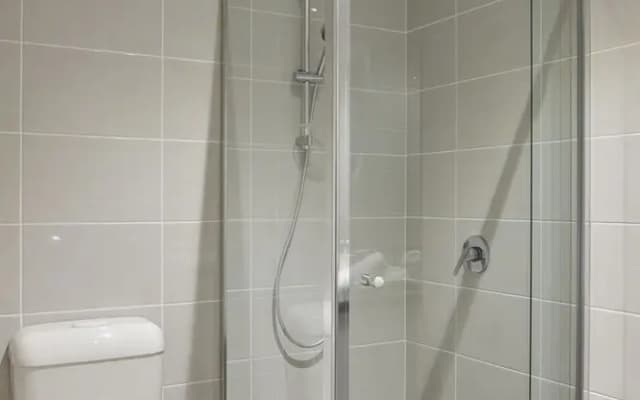 Cute, Homey Apartment In Chadstone - photo 4
