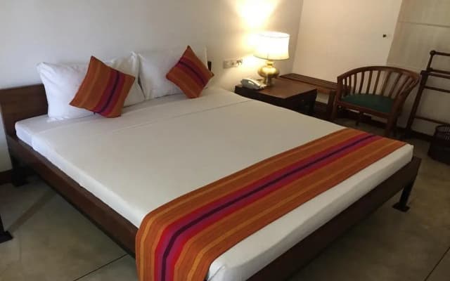 Port View City Hotel - photo 5