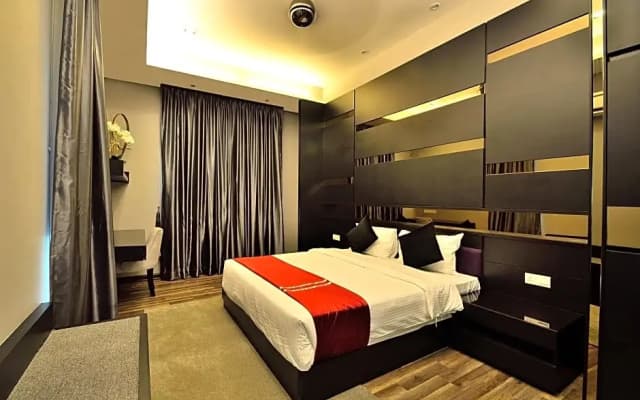 Violet Luxury Service Villa - photo 5