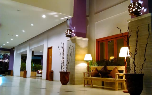 Kuta Central Park Hotel - photo 2
