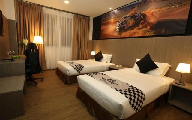 Hype Motorsports Hotel, Kuala Lumpur International Airport - photo 5