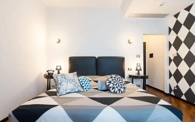 Florentia Apartments - photo 2
