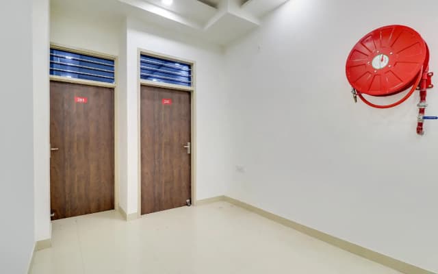 OYO Flagship 75888 Hotel Orchid - photo 3